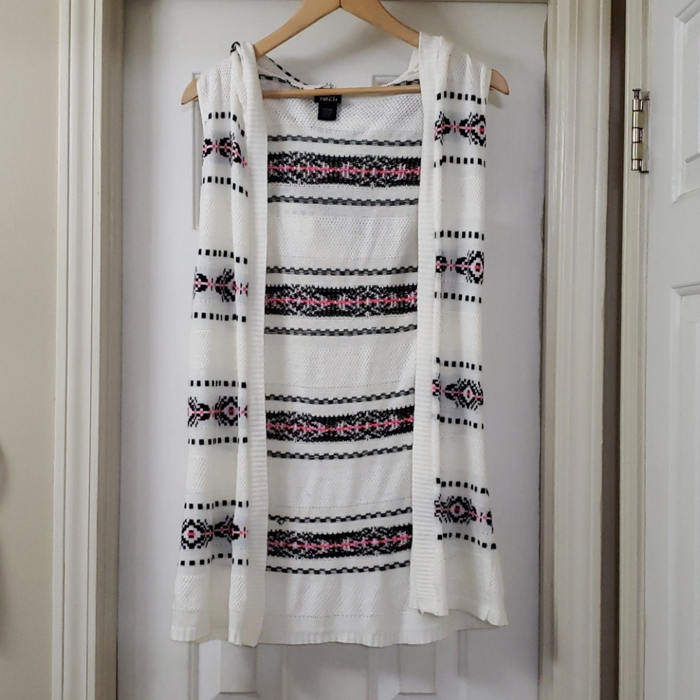 Rue21 Sleeveless Hoodie Sweater